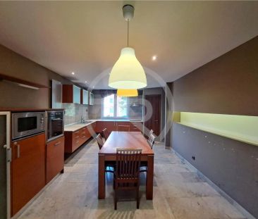 Casa Insiruita, 320 mp utili, situata in cartierul Buna Ziua! - Fotografie 6