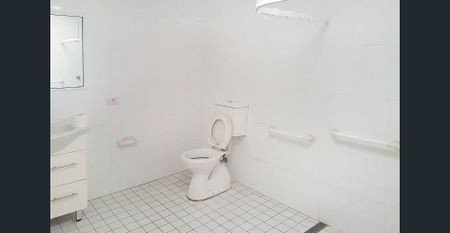 Recently Improved Villa - Photo 2