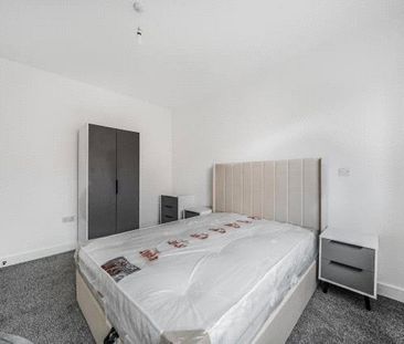 4 bedroom detached house to rent - Photo 3