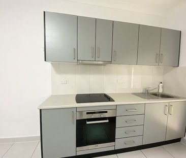 Open Plan Studio Granny flat - Photo 2