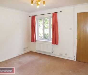 Kingfisher Close, Sawston - Photo 1