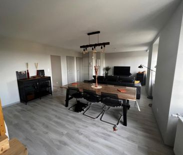 Location Appartement 4 pièces 82m² LE CREUSOT 71200 - Photo 2