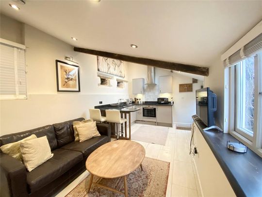 1 bedroom detached house to rent - Photo 1