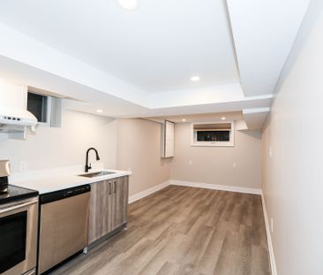 For Lease - 382 Allgood Street, Richmond Hill, Ontario - Photo 4