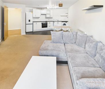 2 bedroom apartment to rent - Photo 2