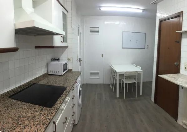 Calle Doctor Moliner, Valencia, Valencian Community 46010