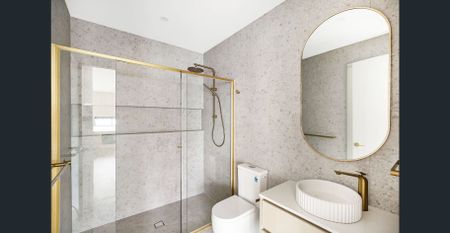 ** ONE WEEKS FREE RENT** a holiday gift from rental provider - Photo 5