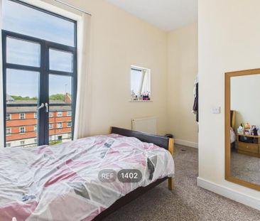 2 bedroom apartment to rent - Photo 4