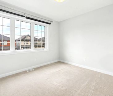 For Lease - 122 Lynn Coulter Street, Barrhaven, Ontario - Photo 5