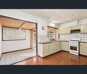 14 Hatherleigh Road, Parafield Gardens, SA 5107 - Photo 1