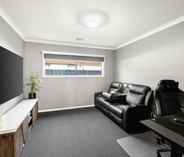 18 Vital Drive, Tarneit VIC, Belconnen - Photo 2