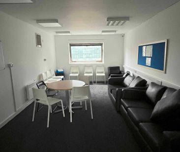 Double Partly Accessible Studio - Photo 5