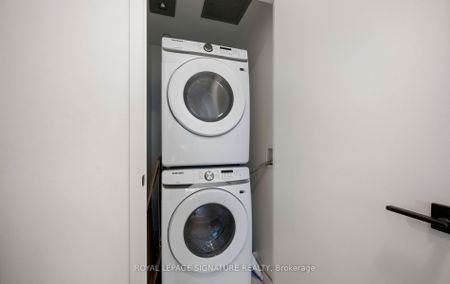 For Lease - 36 Zorra Street Unit# 1208, Toronto, Ontario - Photo 3