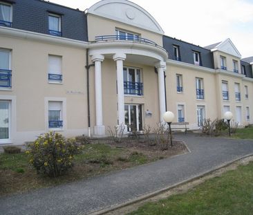 Location Appartement 2 pièces 44m² CHATELLERAULT 86100 - Photo 4