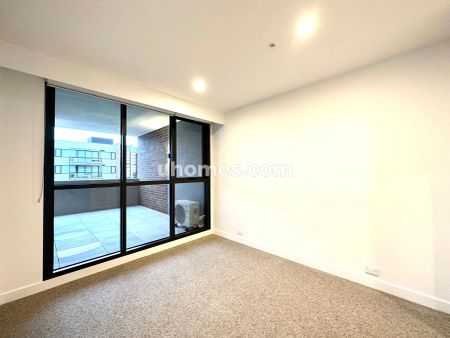 1Bedrooms, 1Bathrooms - Photo 3