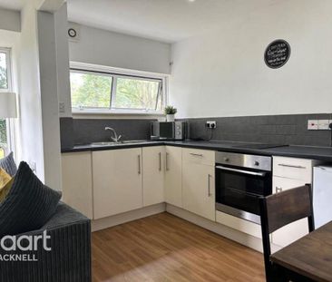 Studio to rent - Photo 5