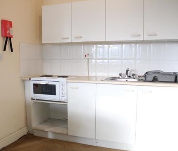 West Road, West Drayton - Photo 2