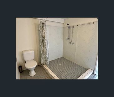 Spacious Family Home in Prime Shailer Park Location! - Photo 6