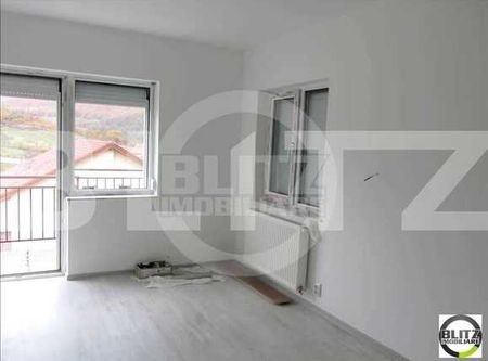 Inchiriere 2 camere, 60 mp, terasa 27 mp, zona Teilor!Partial Mobilat! - Photo 3