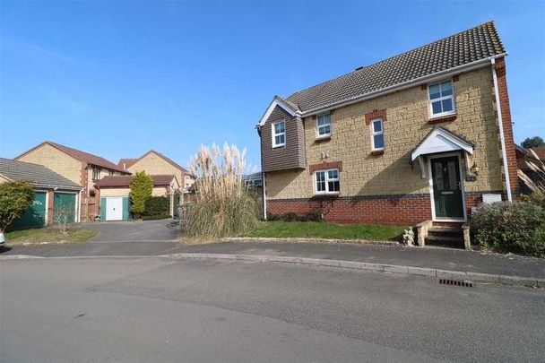 Jasmine Way, Trowbridge, BA14 - Photo 1