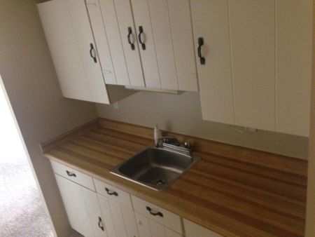 17 Eldon Hall Place - Unit 605 - 2 bed, 1 bath - Photo 5