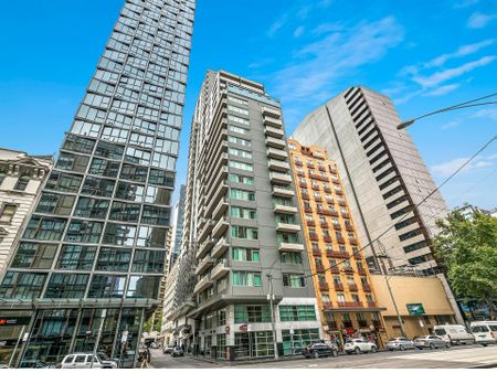 CBD close to everything! - Photo 5