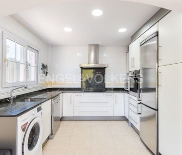 Casa o chalet de alquiler en Carrer 231, La Cañada - Photo 3