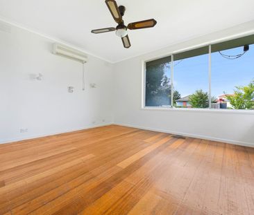Spacious and Bright 3-Bedroom Home in Epping - Photo 3