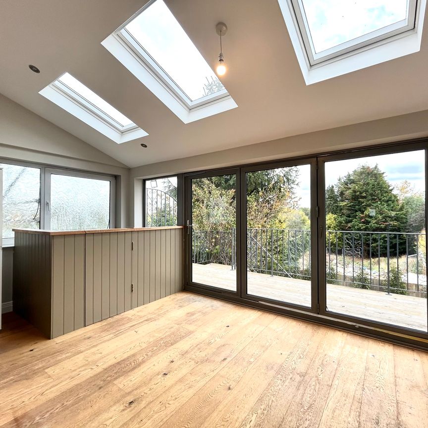 Henley Road, Reading Henley Road, Reading - Photo 2