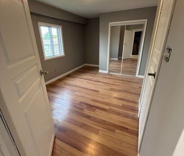 For Lease - 115 Kinnear Street Unit# 3, Port Colborne, Ontario - Photo 3