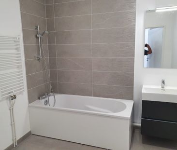 Location Appartement 2 pièces 53m² COMPIEGNE 60200 - Photo 5