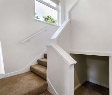 A newly renovated one bedroom apartment - Photo 1