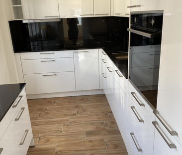 Attraktive 5 - Zimmer-Maisonette -Wohnung mit Seesicht - Photo 4