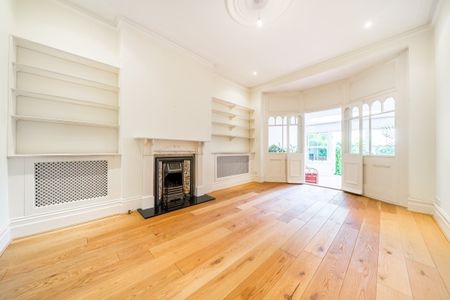 4 bedroom terraced house to rent - Photo 2