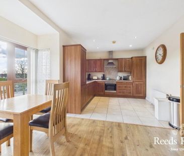 Apt 4, Four Winds Manor, Belfast, BT8 6HR - Photo 6