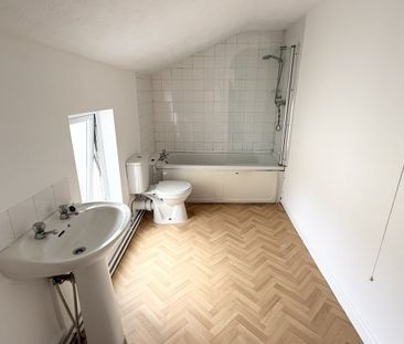 Bevan Street West, LOWESTOFT - Photo 6