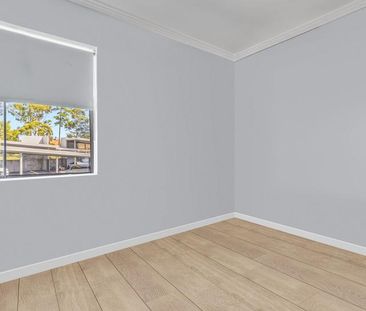 FULLY FURNISHED APARTMENT IN THE HEART OF VARSITY - Photo 2