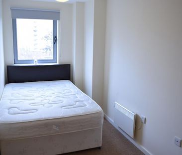 2 bedroom flat to rent - Photo 5
