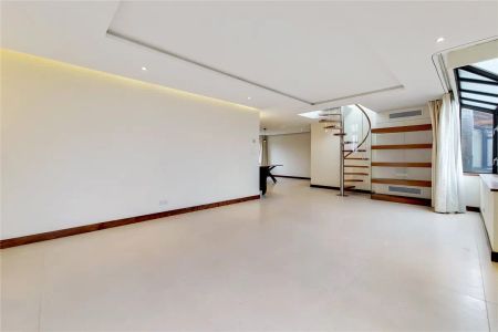 3 bedroom flat in Firecrest Drive - Photo 4