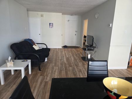 For Lease - 380 King Street Unit# 903, London East, Ontario - Photo 3