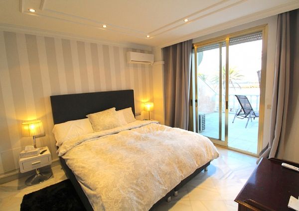 4 Bedroom Apartment For Rent in Puerto Banús
