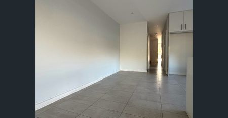 Spacious, Stylish & Impressive! - Photo 3