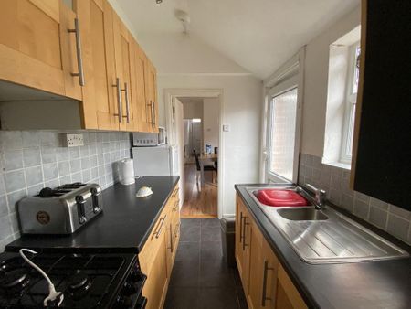 3 bedroom house to rent - Photo 2