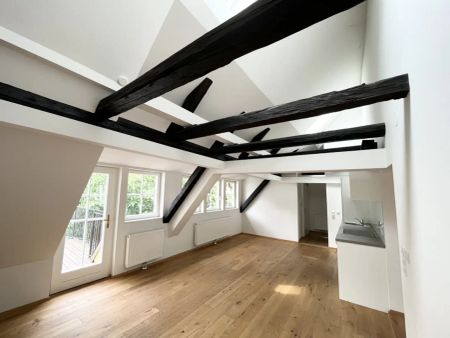 Moderne Dachgeschosswohnung mitten in der Stadt I Inklusive Balkon und Klimaanlage - Foto 3