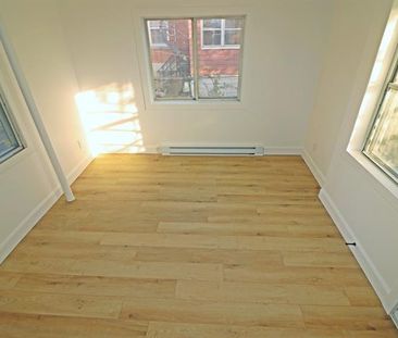 3010 Rue Sherbrooke E. - Photo 6