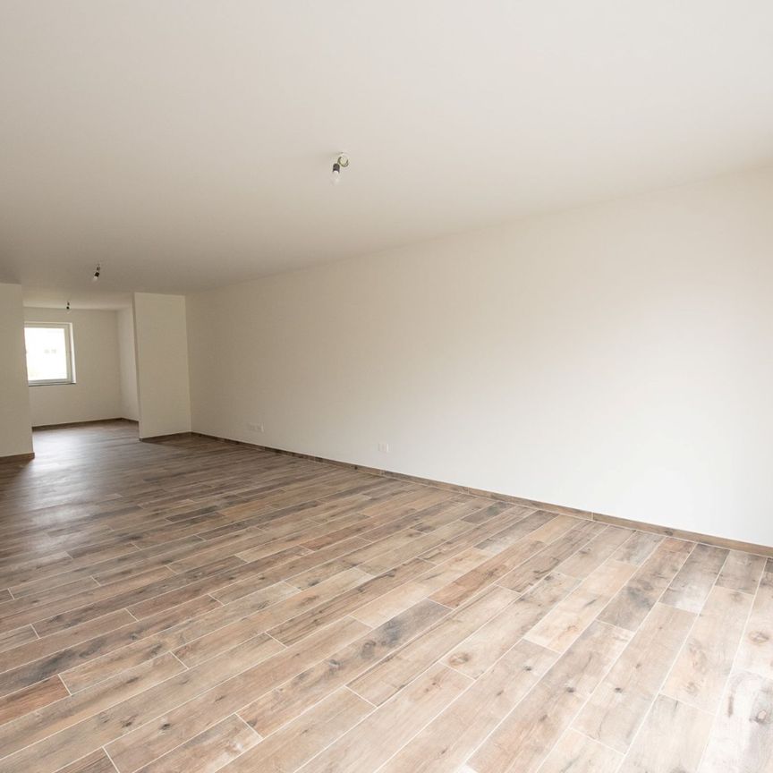 Nieuwbouwwoning met tuin en 4 slaapkamers in Zulte te huur! - Foto 1