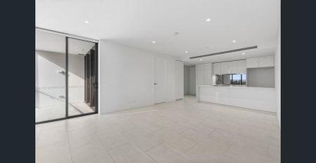 Two bedroom on the 6th level - Photo 2