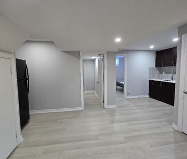 For Lease - 81 Clearmeadow Boulevard Unit# Bsmt, Newmarket, Ontario - Photo 1