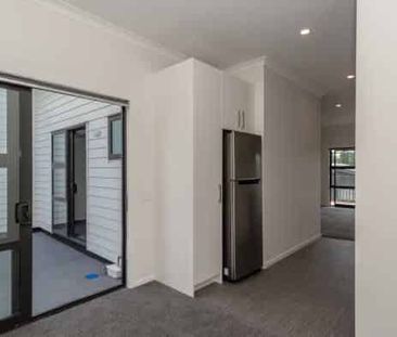 Executive,Two Bedroom Unit - CBD - Photo 4