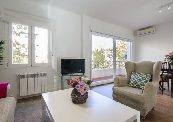 Calle de Fortunata y Jacinta, Madrid, Community of Madrid 28020